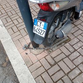 sh 125 in buone condizioni 