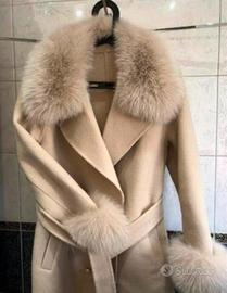 Cappotto in cashmere con collo e polsini in pellic