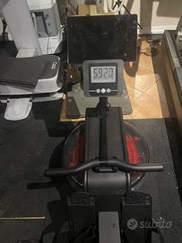 Vogatore Row ad Acqua