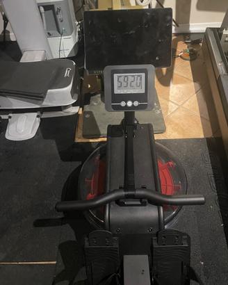 Vogatore Row ad Acqua