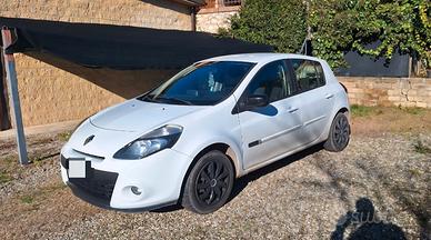 Renault clio 1.2 
