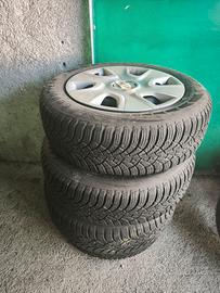 Gomme auto Clio 4 serie con copricerchi