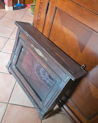 vetrina in legno massello