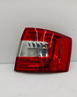 Faro fanale stop posteriore dx skoda octavia iii 2