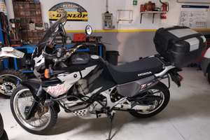 Honda Africa Twin 750