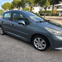 Peugeot 207 1.6 HDi 110CV 5p. 2006 neopatentati