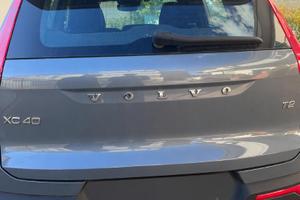 Volvo XC40 T2 Core - Automatica