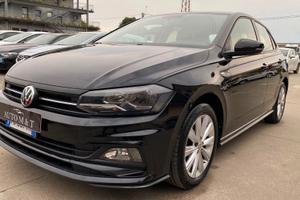 Volkswagen Polo R-LINE 1.0 TSI 5p. Highline BlueMo