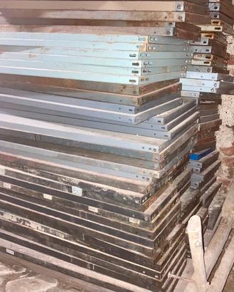 Scaffali componibili in Acciaio