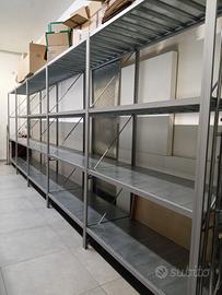 scaffalature per negozio 