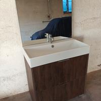 Mobile bagno con lavandino specchiera