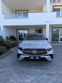 GLC 300de AMG line premium Plus 4matic.