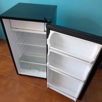 Frigorifero 90L akai nero PERFETTO