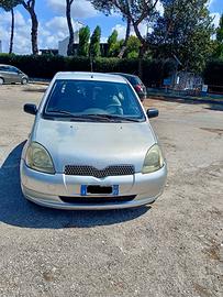 TOYOTA Yaris - 1999