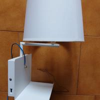 Tommasucci Lampada da Muro con Ricarica Usb