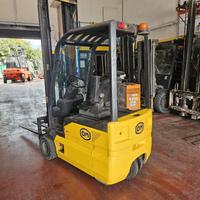 Carrello elevatore elettrico 1500kg marca Om