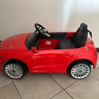 Auto giocattolo Mercedes