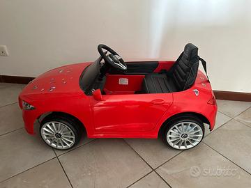 Auto giocattolo Mercedes