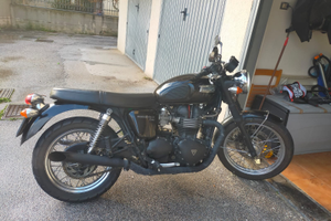 Triumph Bonneville t100