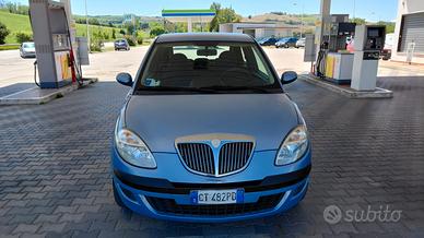 LANCIA YPSILON ANNO 2005 CC 1.2METANO NEOPATENTATI