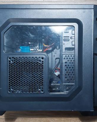 PC GAMING-UFFICIO COMPLETO DI MONITOR E TASTIERA