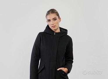 Giubbotto nero pesante Kate Cut