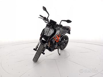 KTM 125 Duke - ABS U12921