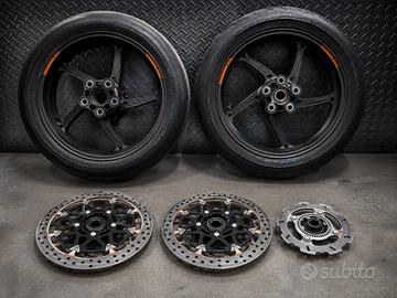 🔥Kit Cerchi OZ Racing Piega R + Dischi Brembo🔥