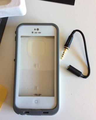 Cover subacquea iPhone 5 e 5s
