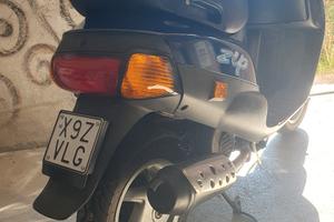 scooter zip 50