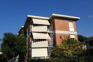 Ampio appartamento d pregio Ronchi-Marina di Massa