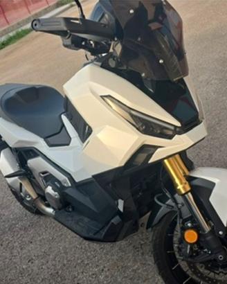 Xadv 750 del 2025