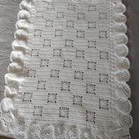 Copertina carrozzina a mano all'uncinetto cm 95x68