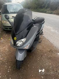 Yamaha tmax500 ie anche permuta