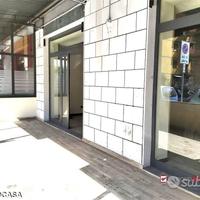 Contesse, ampio locale commerciale su strada, 120