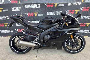 YAMAHA YZF R6 Video 360