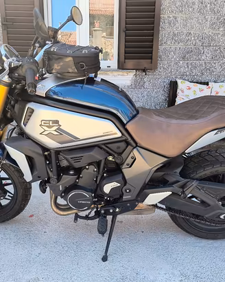 CF MOTO 700 CL-X HERITAGE 