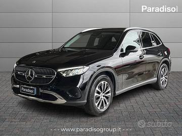 Mercedes-Benz GLC 200d - 2025 - 4MATIC | AMG ...