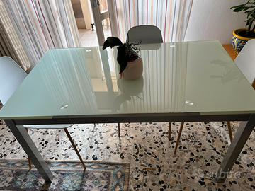 Tavolo da pranzo