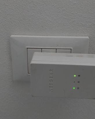 RIPETITORI WIFI NETGEAR E TENDA