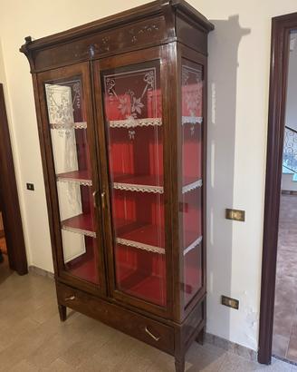 Splendida cristalliera antica del 900 con vetri