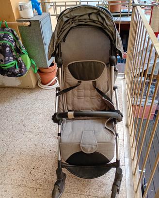 set seggiolino auto e passeggino pieghevole