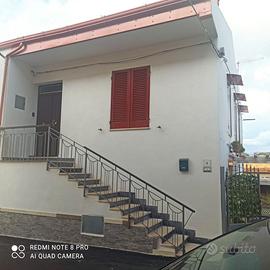 SARDEGNA ,Arredato luminoso/mare ideale come nuovo