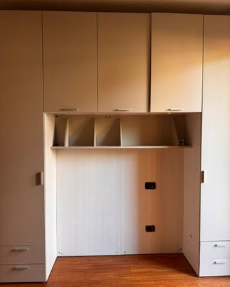 Armadio a ponte beige