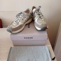 Hogan junior 