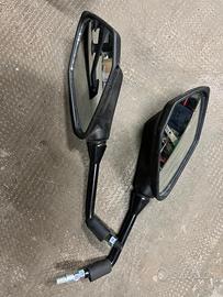 Specchietti manopole e porta targa ktm 125 duke