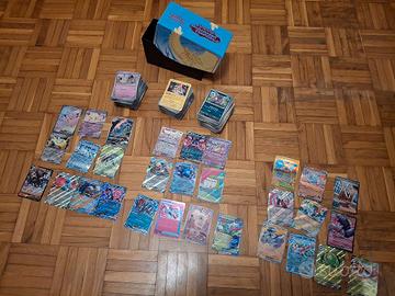 Pokémon GCC: 600 carte, 30 rare varie e omaggi