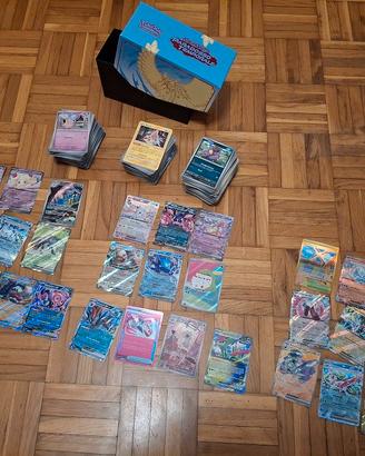 Pokémon GCC: 600 carte, 30 rare varie e omaggi