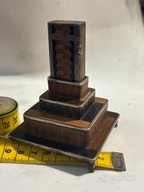 Accendino art deco