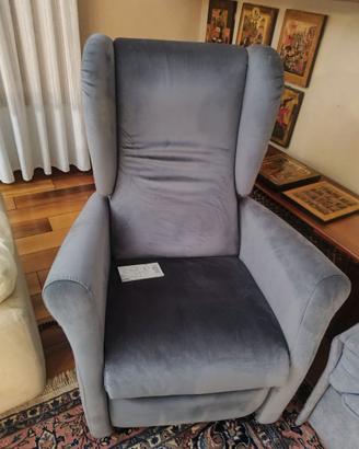Poltrona per anziani elettrica
